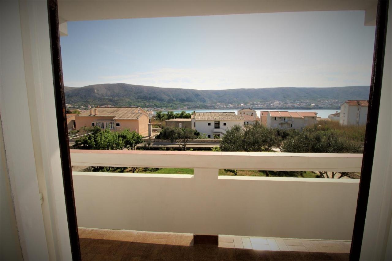 Apartments And Rooms With Parking Space Pag - 13060 Pag Town Εξωτερικό φωτογραφία